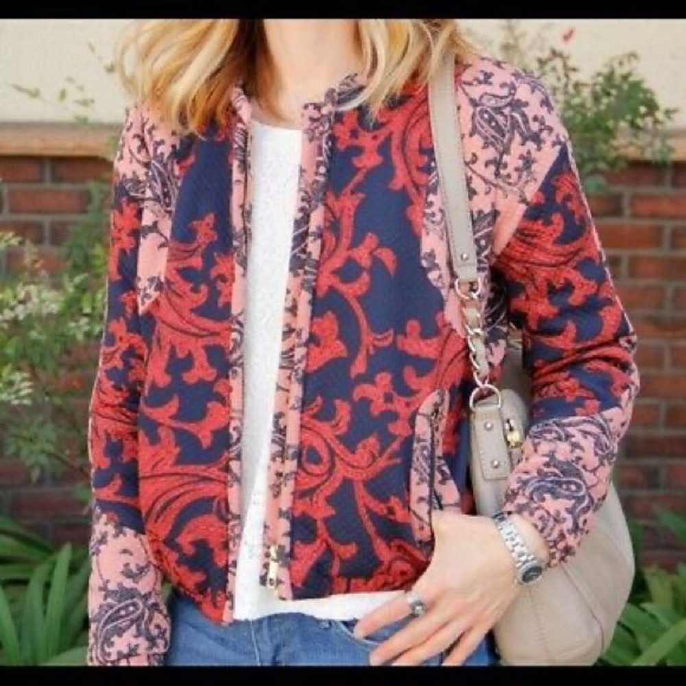 H&M Quilted Luxe Burgundy Brocade-Printed Zip-Front Bomber Jacket XS 2
